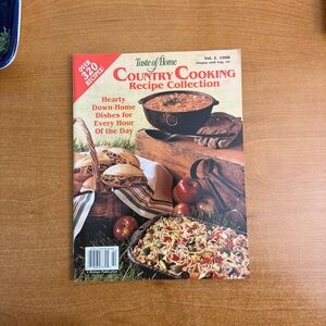 Taste of Home Country Cooking Recipe Collection - Red and Green‎ Edition